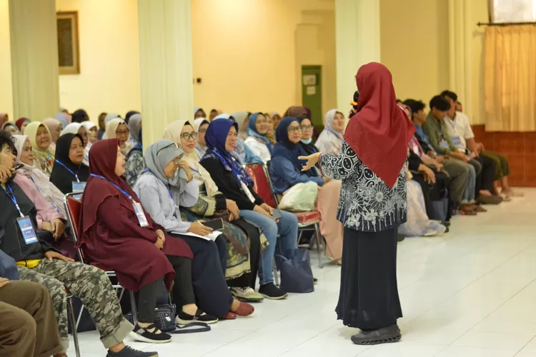 Sosialisasi Program Makan Bergizi Gratis oleh DPR RI dan BGN menegaskan pentingnya kolaborasi demi mewujudkan generasi Indonesia yang lebih sehat dan berkualitas.