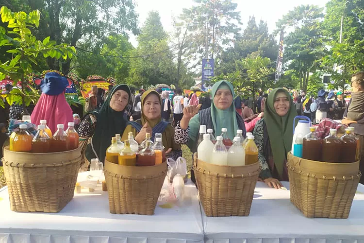 Budaya Sehat Jamu Resmi Jadi Warisan Budaya Takbenda UNESCO - Tinemu