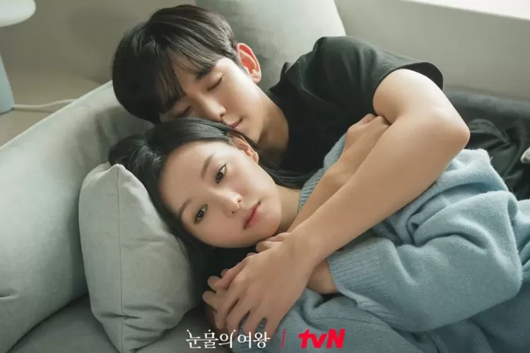 link nonton sub indo, jadwal tayang dan spoiler dari drama Korea&nbsp;Queen of Tears episode&nbsp;13 yang tayang malam ini. (tvN)