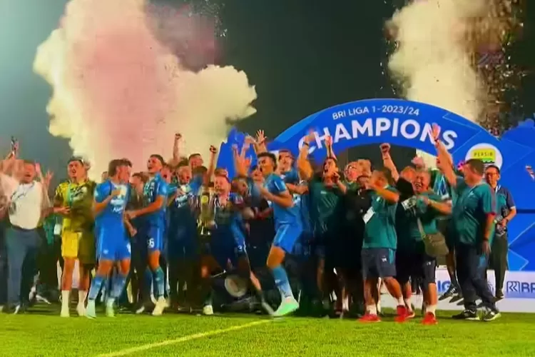    Persib Bandung Juara Liga 1 2023/2024 usai kalahkan Madura United 3-1.  (Instagram Persib)