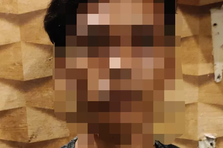 Tersangka pengedar pil koplo ditangkap di Tunjung Teja. Foto: TOPMEDI / Yono