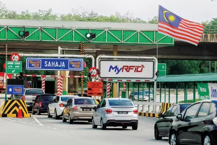 Ilustrasi gerbang tol di negeri malaysia. (Foto: Instagram @bigalpha.id))