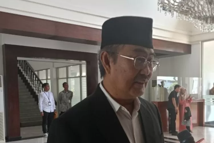 Jimly Ashiddiqie, Mantan Ketua MK. Foto: TOPEMDIA / Istimewa