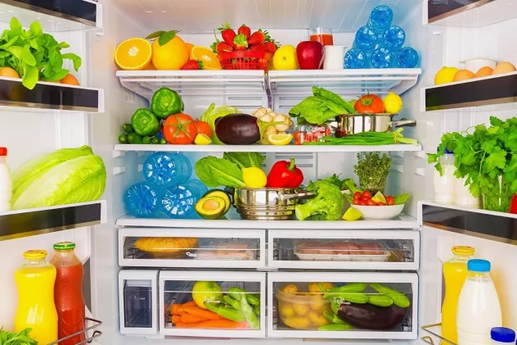 Buah dan Sayuran di Kulkas (Topmedia.co.id / Istimewa)