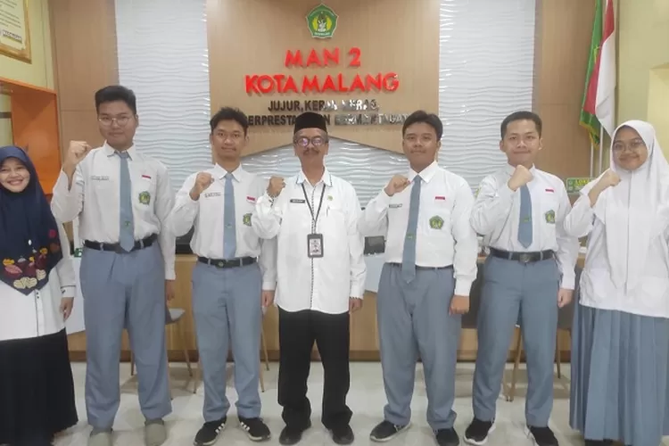 5 Siswa Man 2 Malang meraih Beasiswa Indonesia Maju untuk Program Persiapan S1 Luar Negeri (foto: kemenag.go.id)