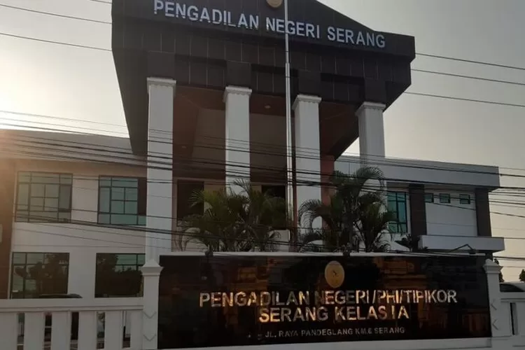Pengadilan Negeri (PN) Serang menolak gugatan yang dilayangkan Atmawijaya, anak dari pengelola Durian Jatohan Haji Arif (DJHA) Kecamatan Baros (Topmedia.co.id/Istimewa)