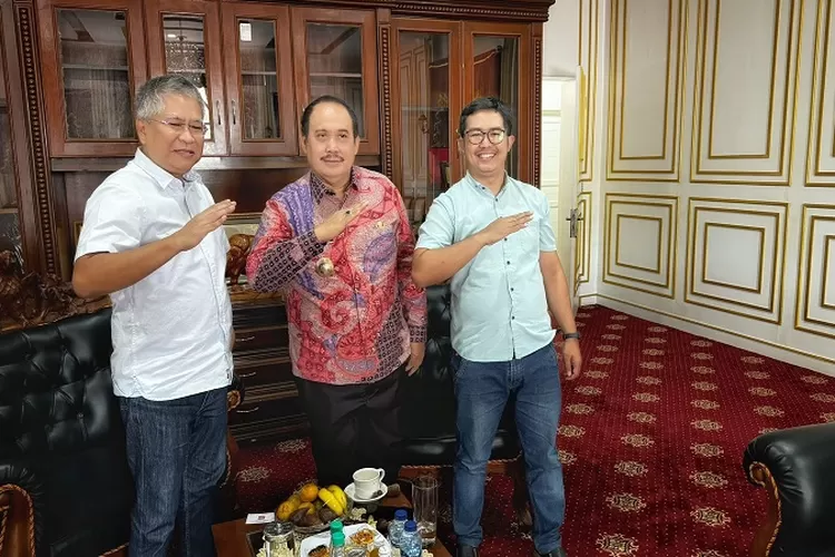 Promedia Melakukan Audiensi Dengan Bupati Pangandaran Sekaligus Calon Gubernur Jabar Jeje Wiradinata (TOPMedia.co.id / Istimewa)