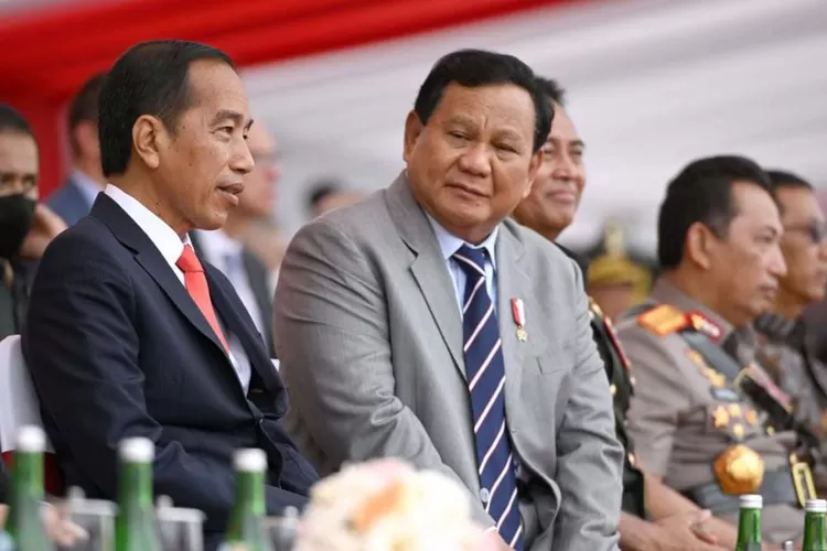 Presiden RI Jokowi dan Presiden Terpilih Prabowo Subianto (TOPMedia.co.id / Istimewa)