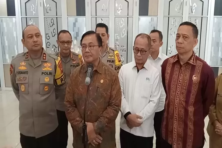 Konferensi Pers Kompolnas Terkait Kasus Kekerasan Seksual Anak di Kalbar (TOPmedia.co.id / Istimewa)