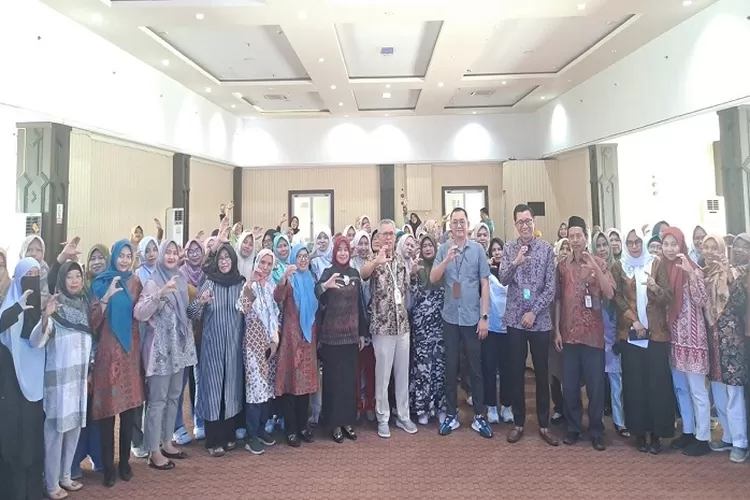 Para pelaku UMKM di Kota Cilegon saat mengikuti pelatihan desain label dan kemasan (TOPmedia/Firasat Nikmatullah)