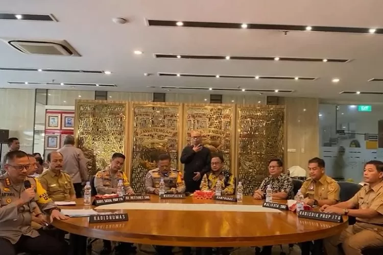 Konferensi Pers Polda Jawa Tengah terkait kasus tawuran dan penembakan di wilayah Kota Semarang, pada Senin, 2 Desember 2024 (TOPmedia.co.id / Dok: Polda Jateng)