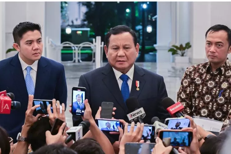 Presiden RI Prabowo Subianto saat menjawab pertanyaan wartawan terkait pengunduran diri Gus Miftah, Jumat 6 Desember 2024 (Foto: tangkapan layar presidenri.go.id)