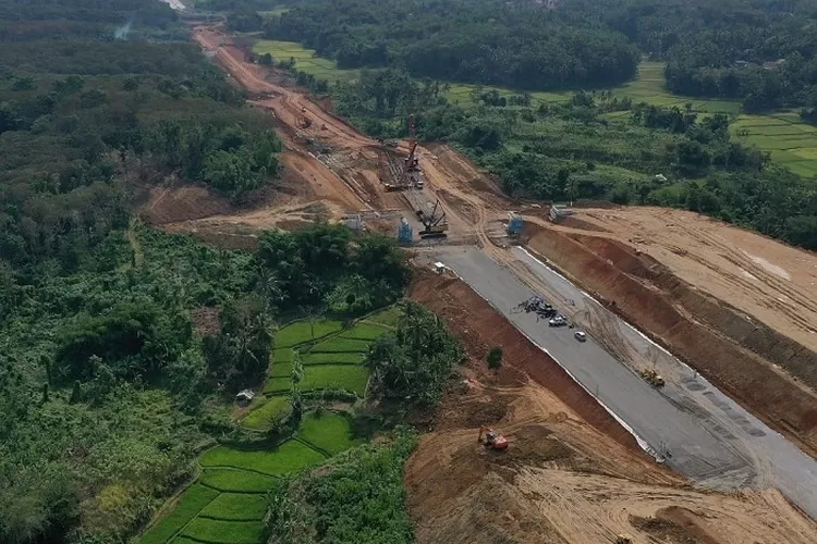 Pembangunan jalan tol Serang-Panimbang