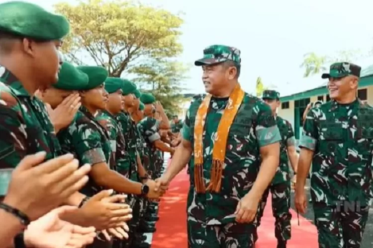 Potret saat Kasad, Jendral TNI Maruli Simanjuntak Berkunjung ke KOREM 041/GARUDA EMAS, Selasa 11 Maret 2025. (instagram.com/tni_angkatan_darat)