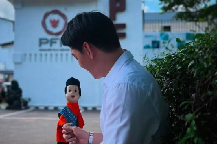 Ifan Seventeen, Direktur Utama PT PFN saat Mengunggah Keterangan Resmi di Instagramnya. (instagram.com/ifanseventeen)