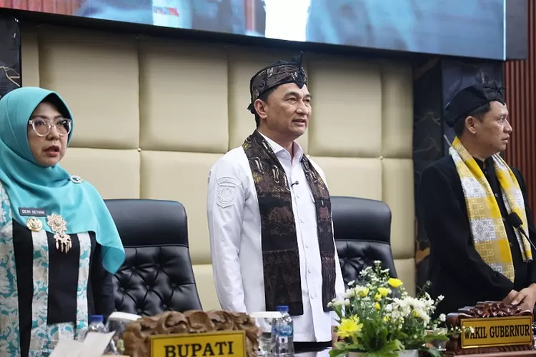 Sidang Paripurna Istimewa Peringatan HUT Ke-151 Tahun Kabupaten Pandeglang di Gedung DPRD Kabupaten Pandeglang, Kamis (10/4/2025). 