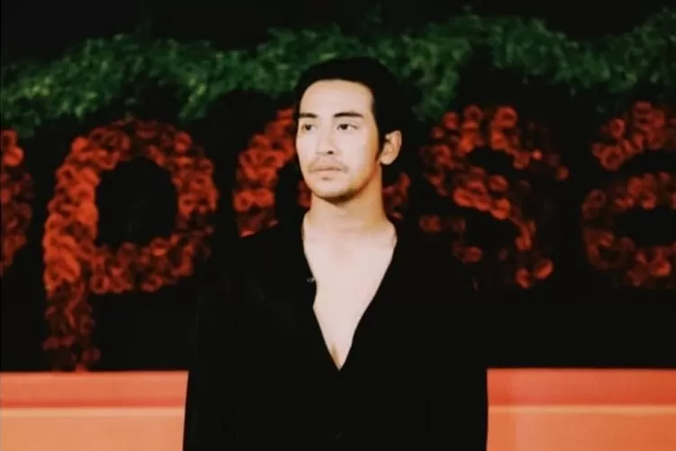 Abidzar tegas melayangkan somasi kepada netizen yang telah menghina Umi Pipik. (Instagram/abidzar73)