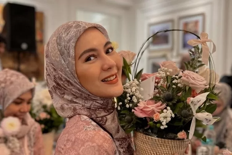 Pengacara Baim Wong menyinggung tentang penyakit Paula Verhoeven. (Instagram/paula_verhoeven)