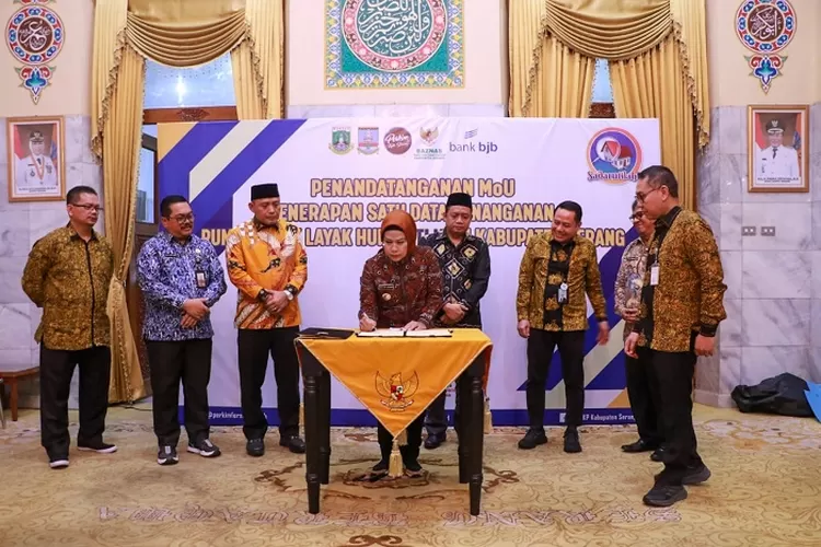Penandatangan MoU satu data dalam penanganan rumah tidak layak huni di Kabupaten Serang, Selasa (22/4/2025).