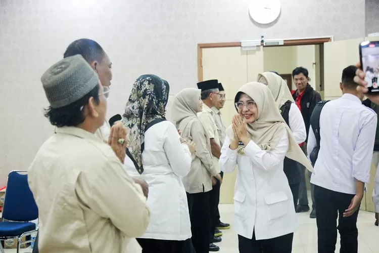 upati Pandelang Dewi Setiani saat pelantikanPengurus Dewan Pimpinan Daerah (DPD) Tani Merdeka Indonesia Kabupaten Pandeglang periode 2025 - 2030. Rabu (23/4/2025)