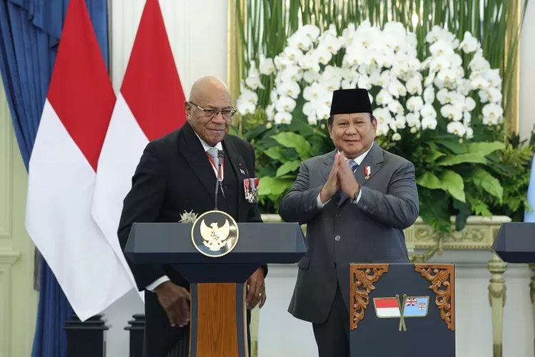 esiden Republik Indonesia Prabowo Subianto melakukan pertemuan bilateral bersama dengan Perdana Menteri (PM) Fiji, Sitiveni Rabuka di Istana Merdeka, Kamis (24/4)