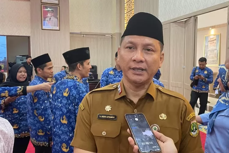 Sekretaris Daerah Pemprov Banten Deden Apriandhi (Foto: TOPMEDIA)