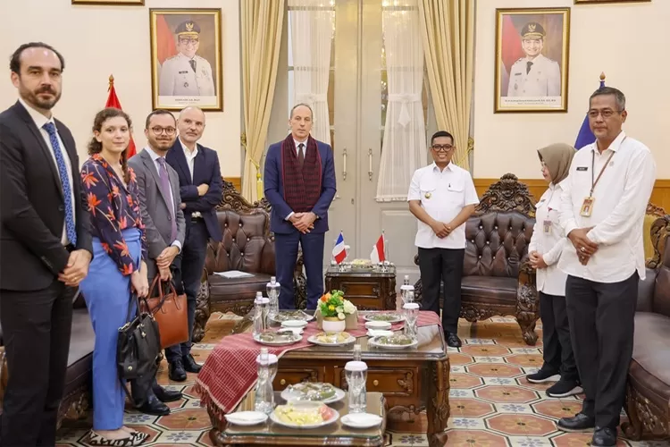 Kedutaan Besar Prancis melakukan kunjungan ke Gubernur Banten Andra Soni, Rabu (12/11/2025) (Foto: TOPMEDIA)