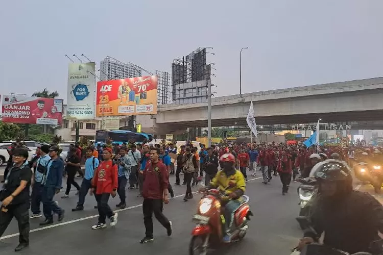 Depeko Bekasi Rekomendasikan Kenaikan UMK Kota Bekasi 2024 Sebesar 14 ...