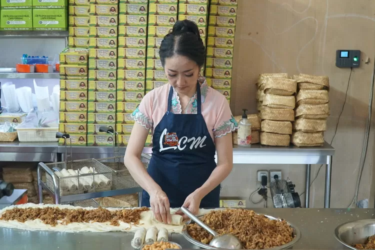 Lunpia Cik Meme menggelar promo khusus bertajuk "Gebyar 1 Dekade LCM". (dok Lunpia Cik Meme)