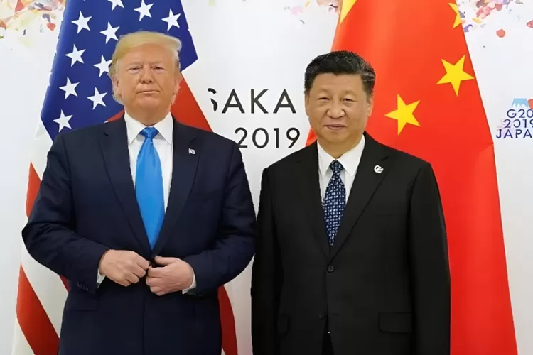 Trump Usulkan Negosiasi Dengan Cina, Memilih Jalan Damai untuk Tarif Impor?