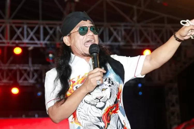 Gus Miftah mundur dari jabatan Utusan Presiden, kehilangan gaji dan fasilitas menteri setelah video kontroversial viral. (Instagram @gusmiftah / HukamaNews.com)