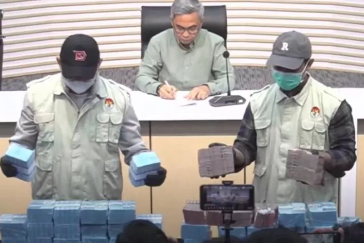 Konferensi Pers Komisi Pemberantasan Korupsi (KPK) terkait kasus dugaan suap proyek dinas PUPR yang melibatkan oknum anggota DPRD di Ogan Komering Ulu (OKU), Sumatera Selatan. (Dok. KPK)