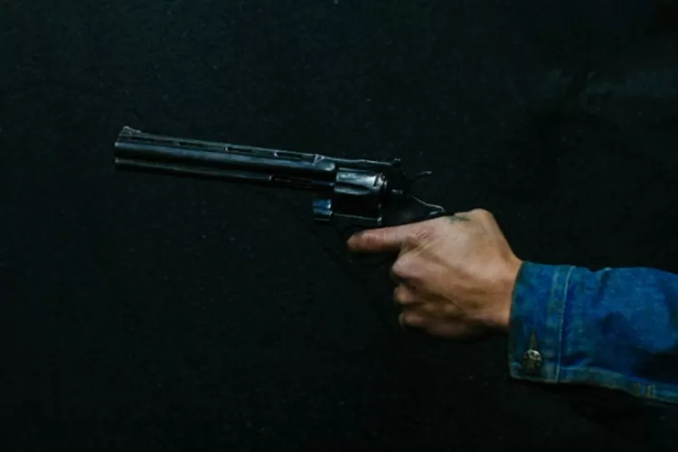 Foto ilustrasi penembakan. (Unsplash/Aleijo Reinoso)