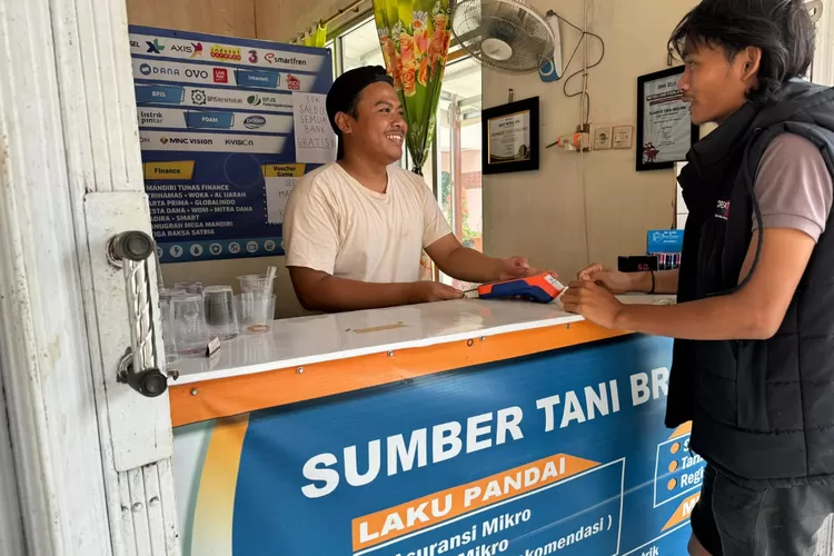 Wujudkan Mimpi Petani, Sarip Agen BRILink Bantu Salurkan Pinjaman Ultra Mikro