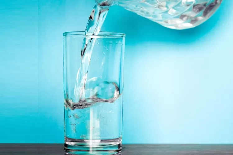 Perbanyak minum air putih bisa menurunkan kadar gula darah (Pmjnews)