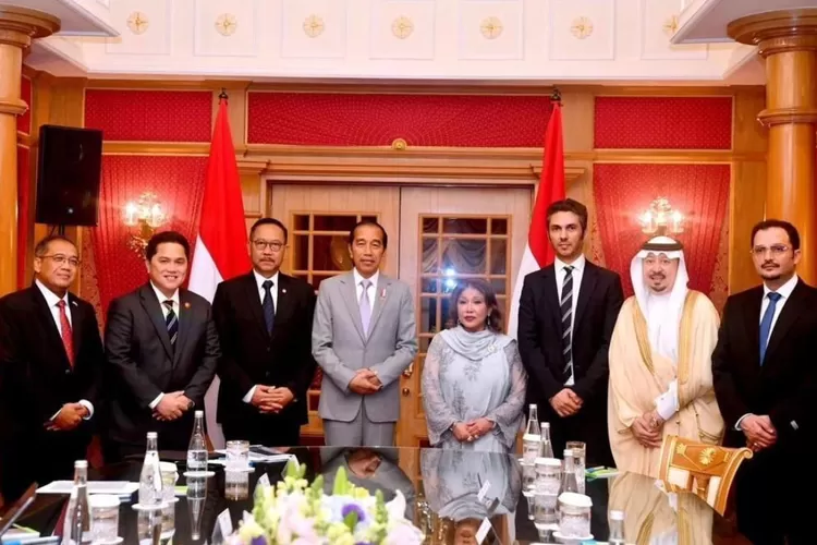 Jokowi dan sejumlah investor  (Sumber: Instagram Jokowi)