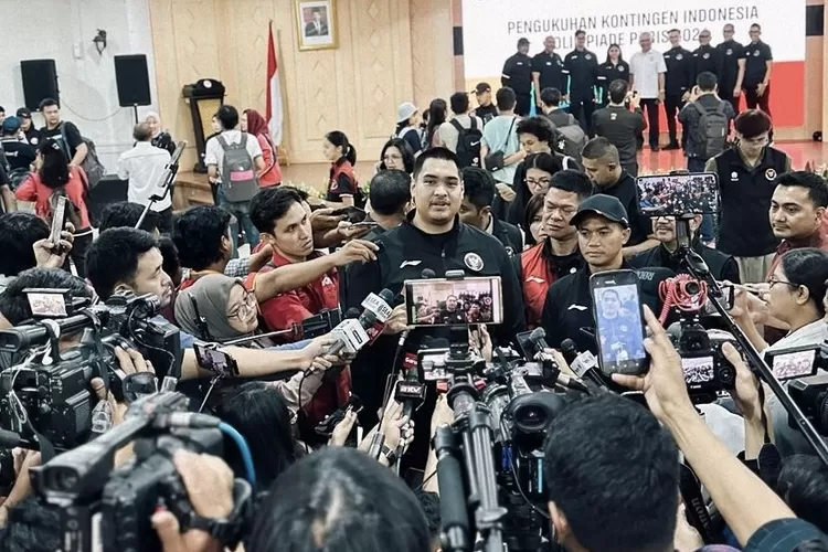 Menpora Dito Ariotedjo mengukuhkan atlet Olimpiade Paris 2024 Kontingen Indonesia