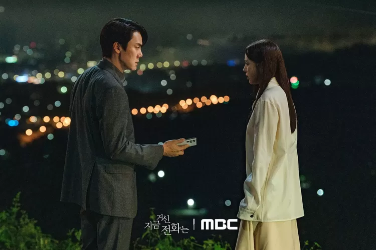 Yoo Yeon Seok Marah Setelah Chae Soo Bin Diam-diam Bertemu Heo Nam Jun di "When The Phone Rings" (MBC)