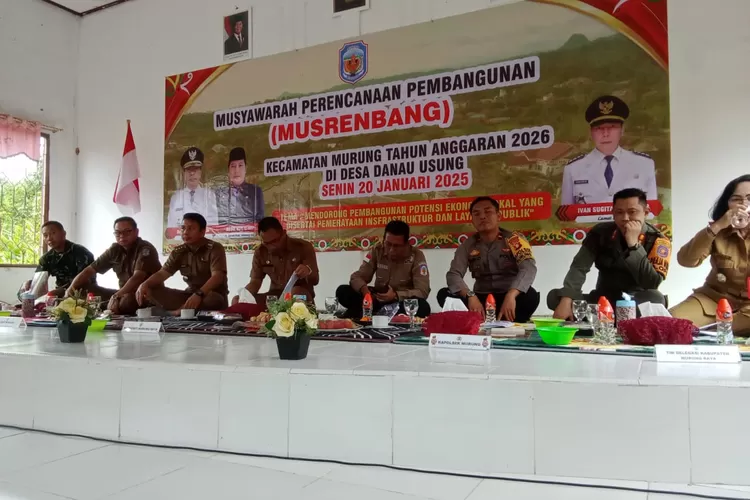 Ketua Komisi I DPRD  Mura Rejikinoor saat menghadiri Musrenbang di Kecamatan Murung, Senin (20/01/2025) (Kalteng Lima)