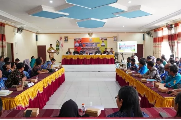 Hermon pimpin Musrenbang di Kecamatan Laung Tuhup (Dok. Diskominfo SP Mura)