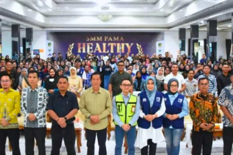 Pj Bupati Barito Utara (Barut), Muhlis membuka secara resmi acara SMM PAMA Healthy Awards 2025 dilaksanakan di Gedung Balai Antang Muara Teweh, pada Sabtu 1 Februari 2025