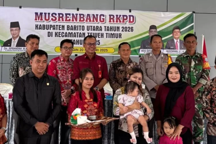 Hari keempat Musrenbang Kecamatan Teweh Timur dengan 56 usulan skala prioritas yang dibahas, di antaranya meliputi fasilitas infrastruktur, pemasangan jaringan listrik, peningkatan pembangunan jalan, jembatan, sarana pendidikan, kesehatan dan pemberdayaan masyarakat, Kamis, 20 Februari 2025. Foto: D