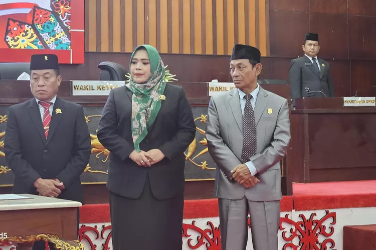 Usur pimpinan DPRD Muurng Raya (kalteng lima)