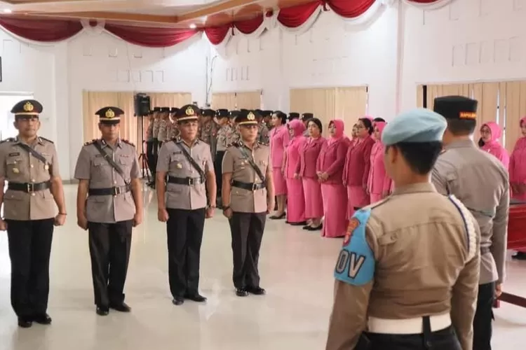 Kasat Intelkam dan Kapolsek Tanah Siang Selatan Polres Mura Bergeser (foto : Kalteng Lima)