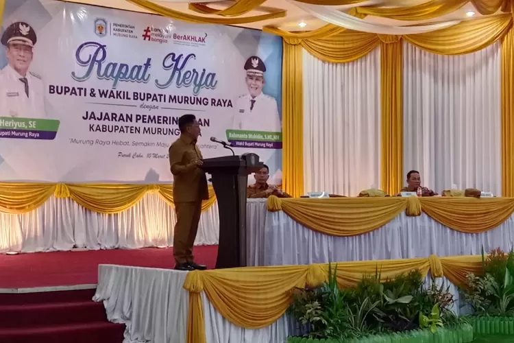 Bupati Mura Heriyus saat memberikan sambutan