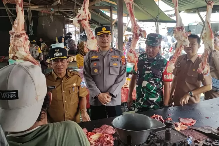 Jelang Lebaran, Forkopimda Mura Cek Ketersedian&nbsp;Bapok di Pasar Tradisional&nbsp; (kalteng lima)