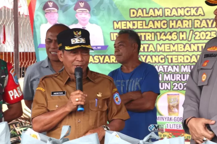 pasar murah ini untuk menjaga stabilitas harga dan membantu masyarakat, terutama mereka yang terdampak kenaikan harga bahan pokok di tengah kondisi ekonomi yang tidak menentu. Dengan adanya kegiatan ini, diharapkan masyarakat dapat memperoleh kebutuhan pokok dengan harga yan (foto : Diskominfo SP Mura)