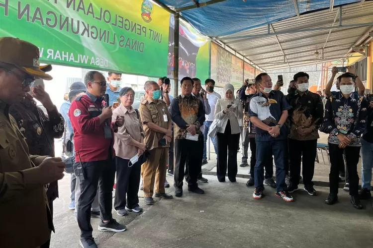DPRD Mura Kaji Banding Pengelolaan Sampah ke Banyumas&nbsp; (foto : DPRD Mura)