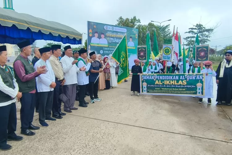 Bupati Lepas Peserta pawai Akbar Muharam  (Kalteng Lima)