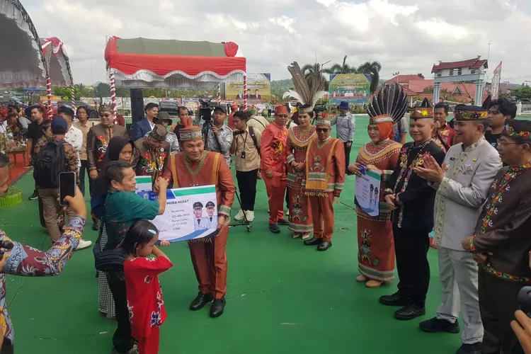 Pemkab Luncurkan Program Kartu Mura Hebat (kalteng lima)